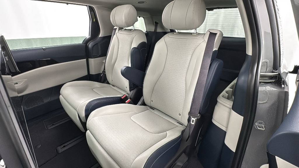 New 2026 Kia Carnival SX Prestige image 12