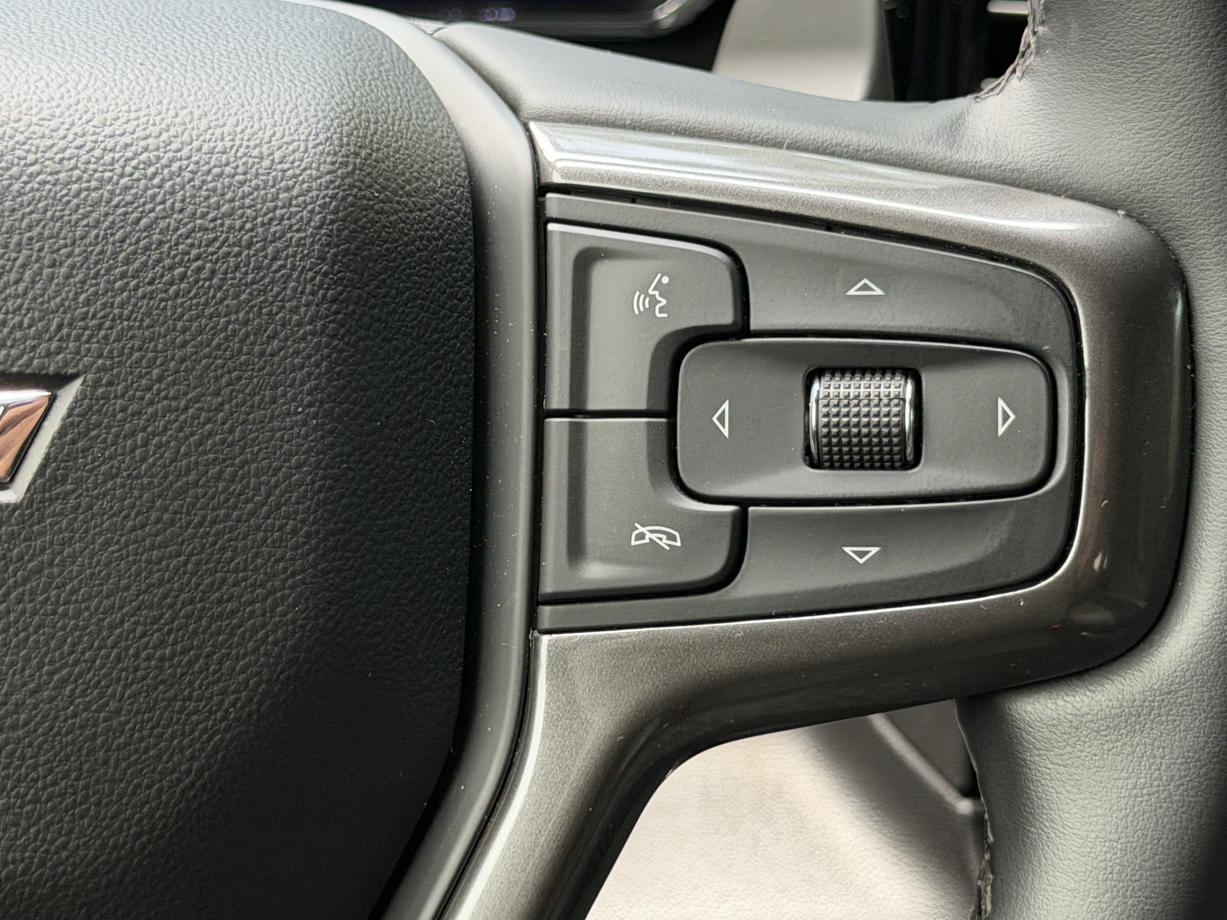 Used 2024 Chevrolet Silverado 1500 ZR2 AWD/4WD image 38