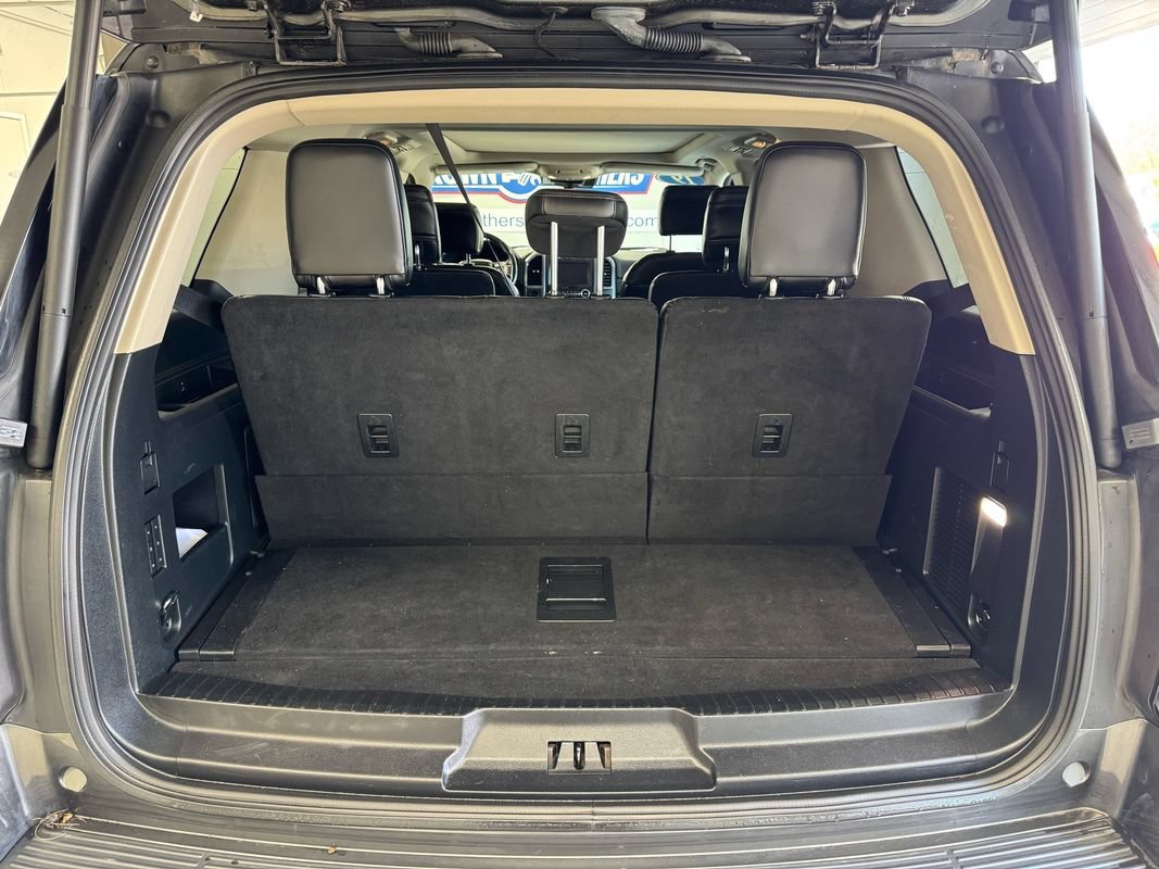 Used 2019 Ford Expedition Platinum AWD/4WD image 6