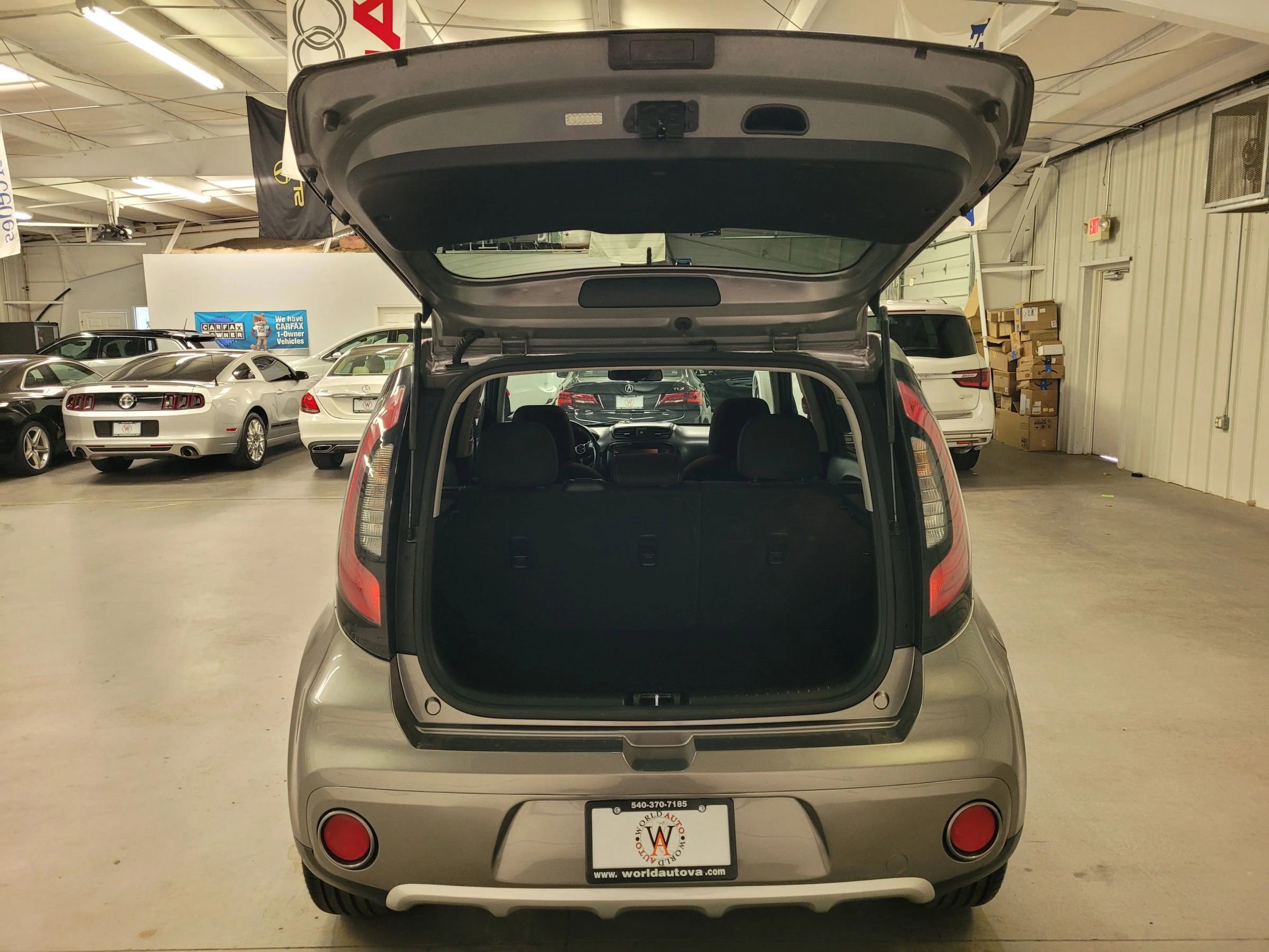 Used 2018 Kia Soul + image 14