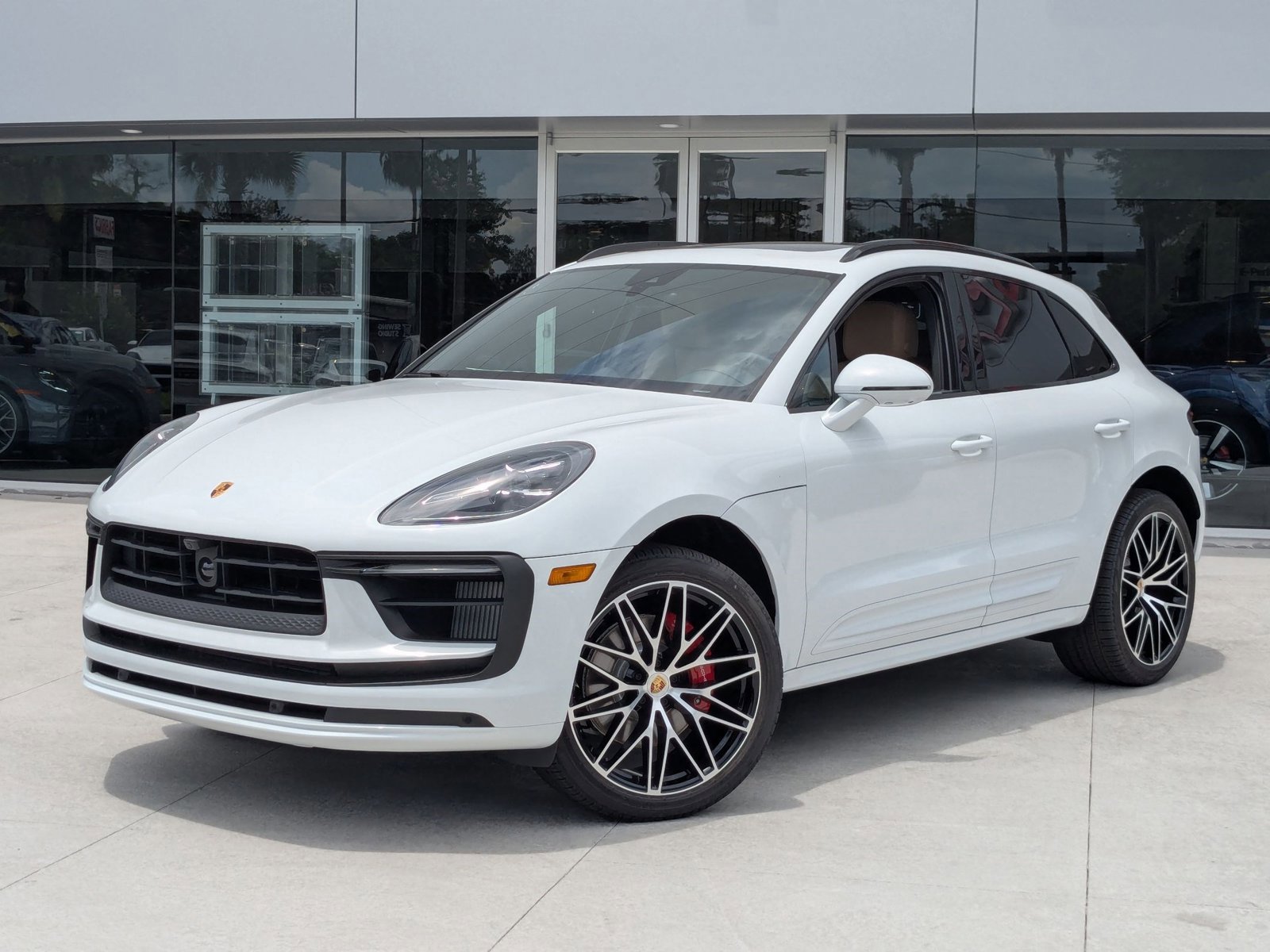 New 2025 Porsche Macan S video 1