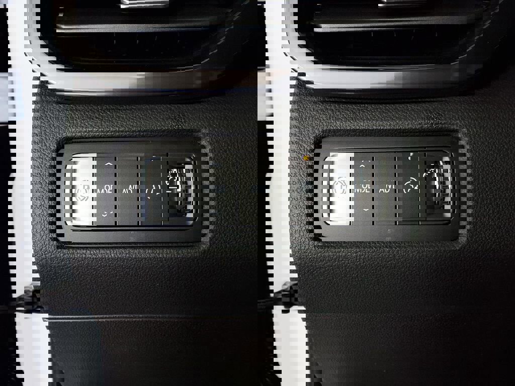 New 2026 GMC Acadia AT4 w/ Luxury Package image 47