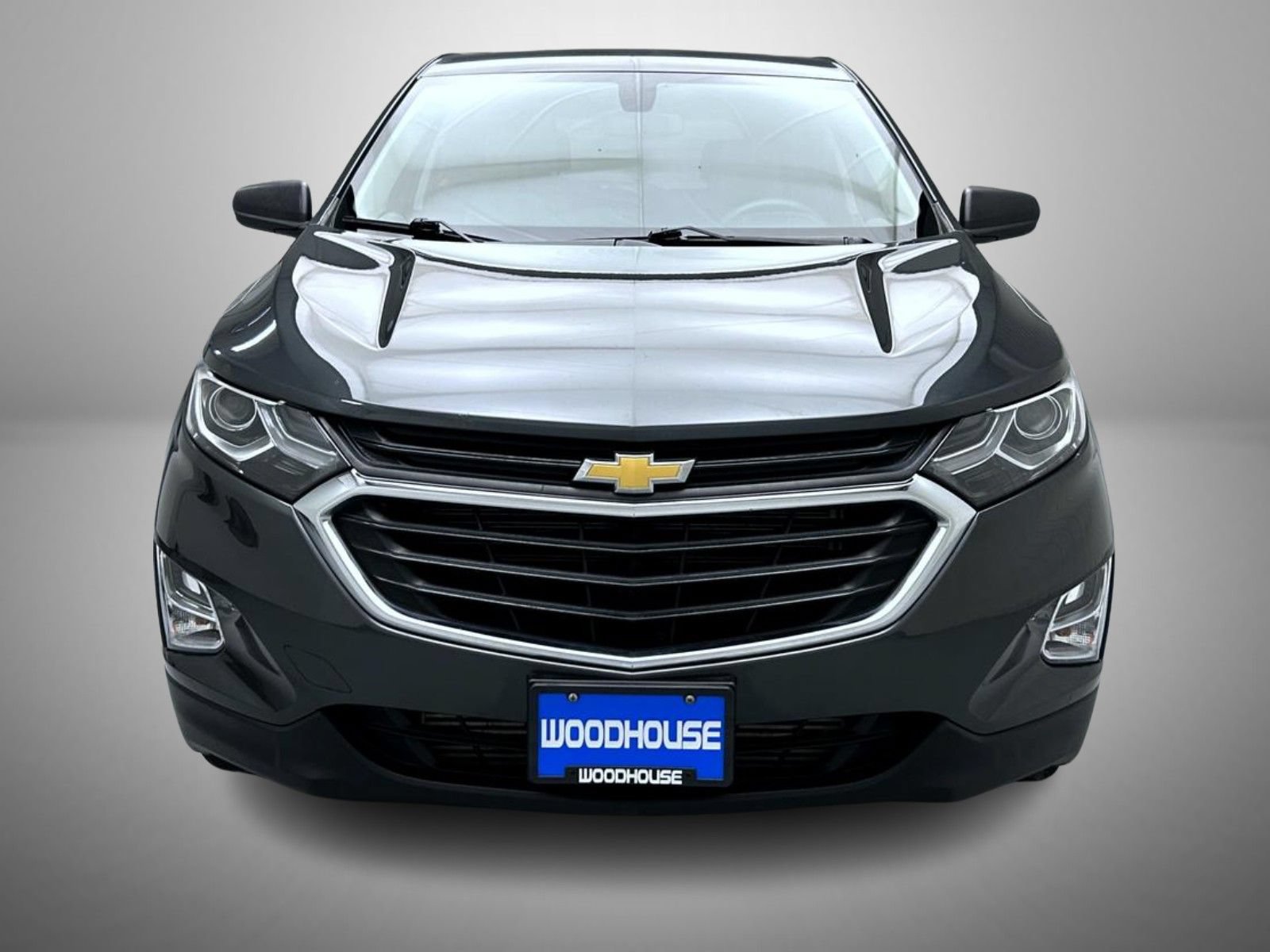 Used 2019 Chevrolet Equinox LS w/ LS Convenience Package AWD/4WD image 2