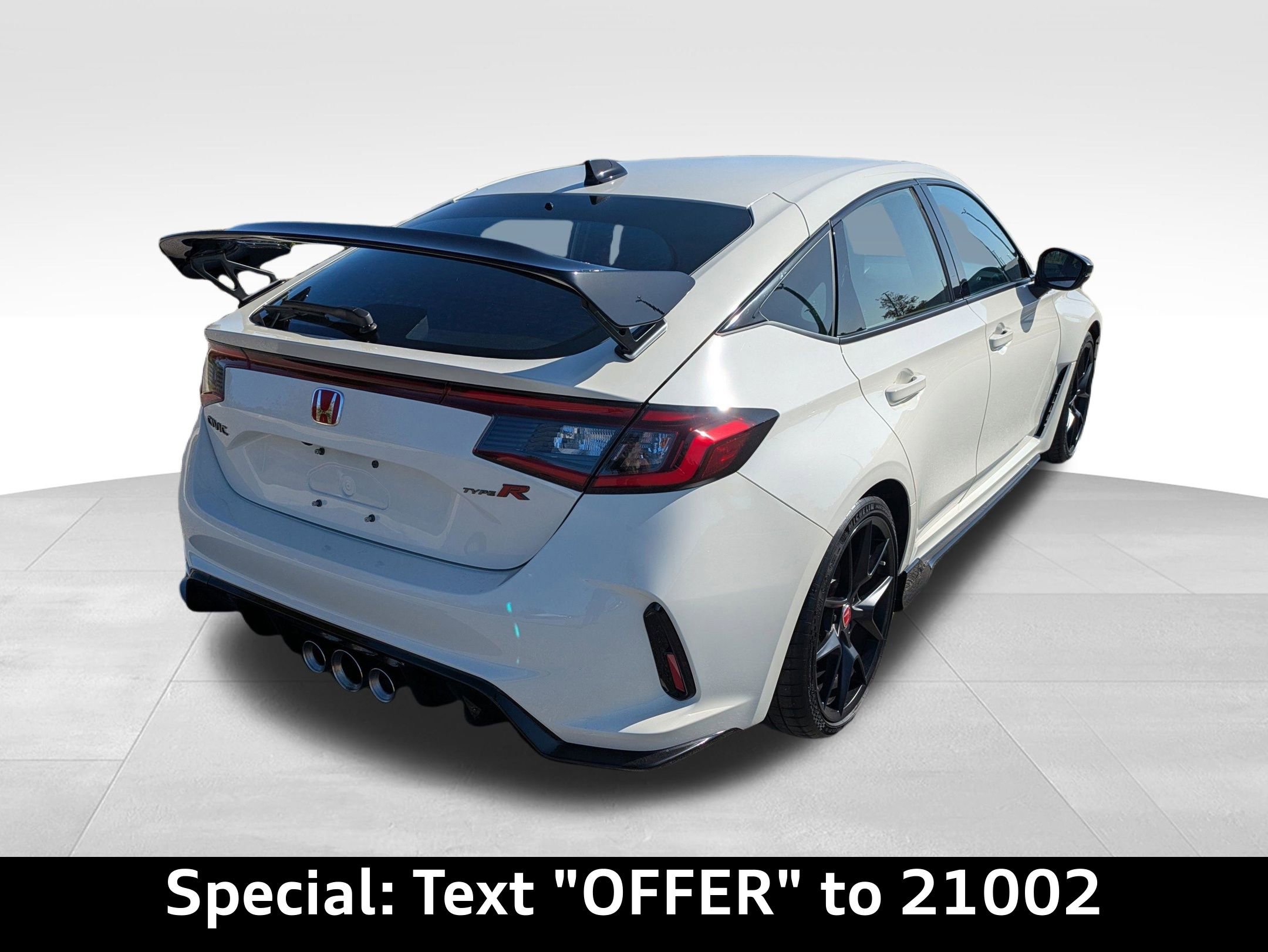 Used 2023 Honda Civic Type R image 3
