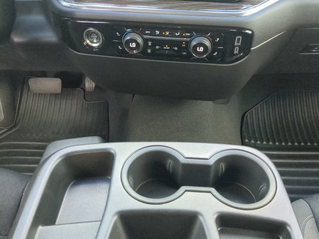Used 2024 Chevrolet Silverado 1500 LT AWD/4WD image 20
