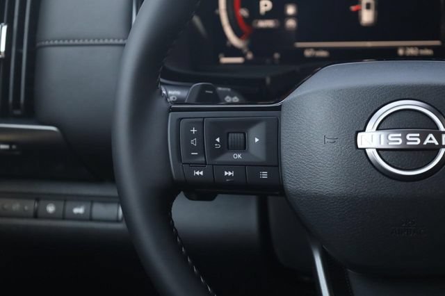 New 2026 Nissan Pathfinder SL AWD/4WD image 10