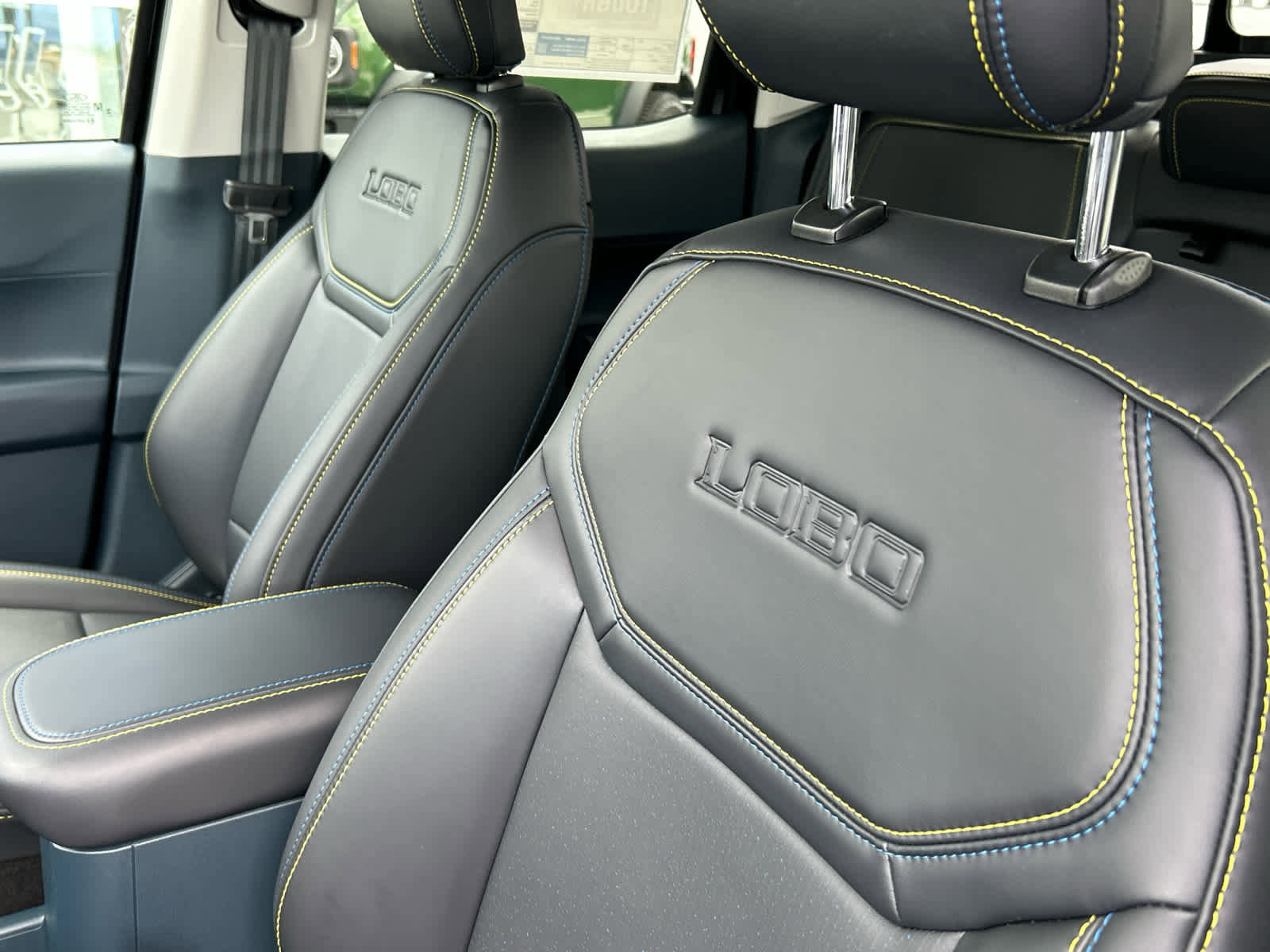 New 2025 Ford Maverick Lobo image 26