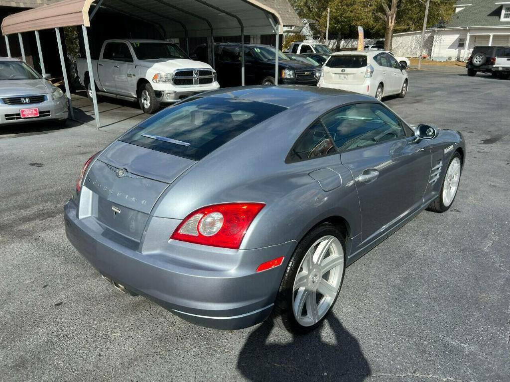 Used 2007 Chrysler Crossfire Limited image 4