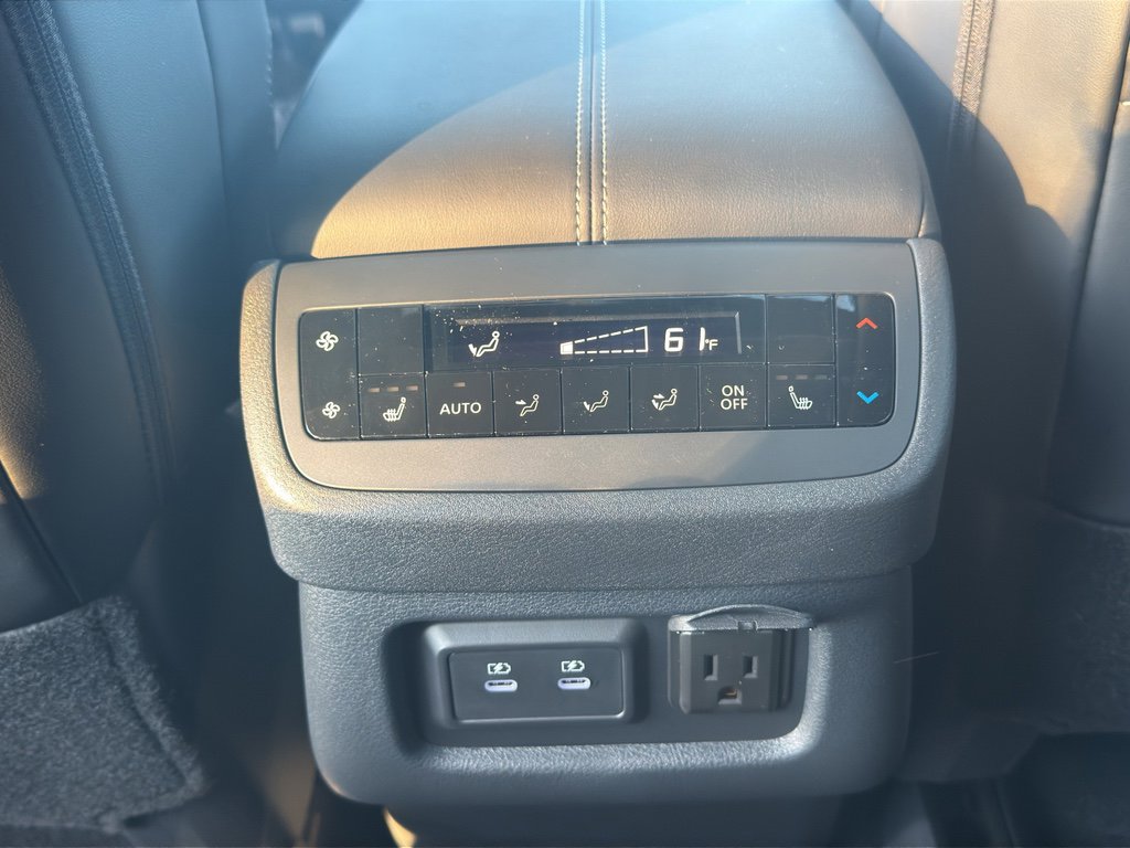 New 2026 Nissan Pathfinder Platinum image 34