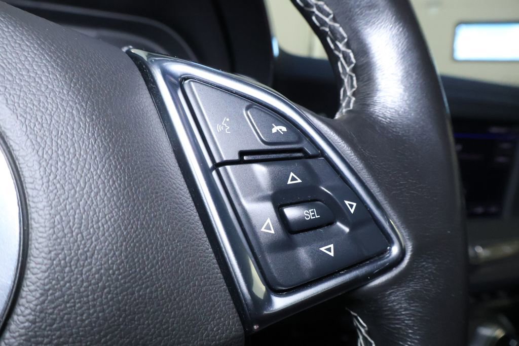 Used 2023 Chevrolet Camaro LT image 20