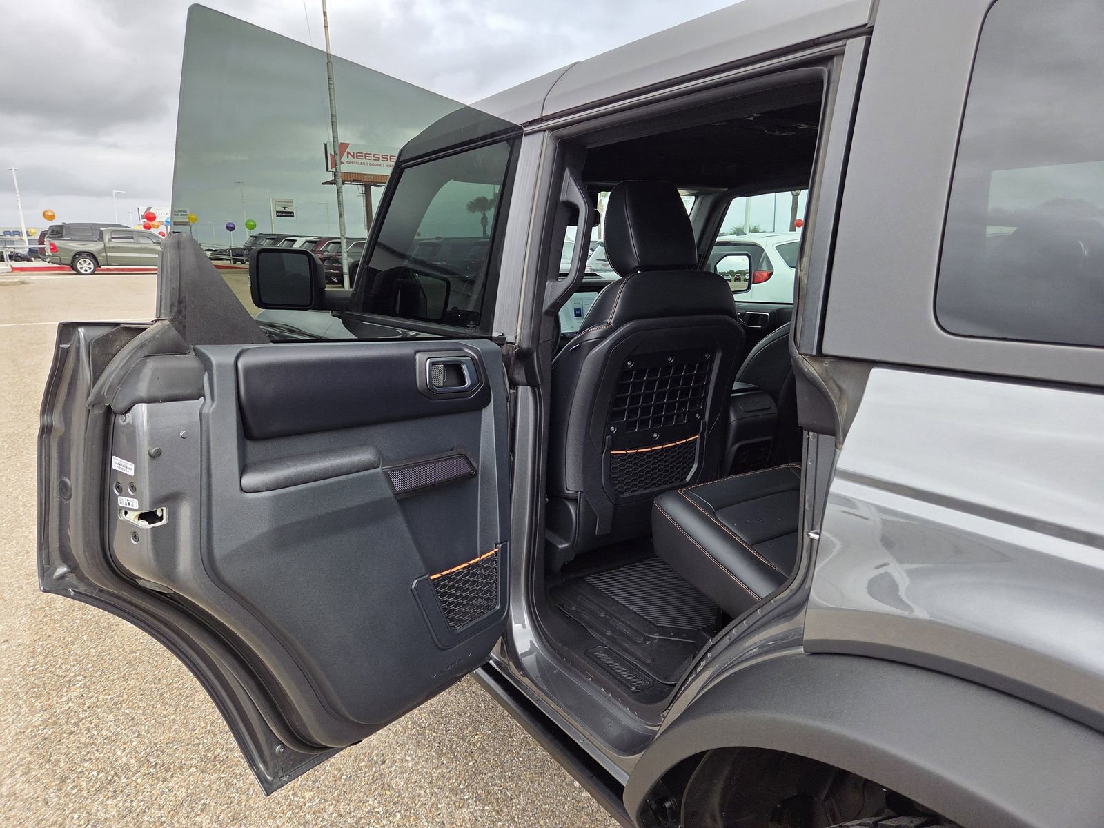 Used 2024 Ford Bronco Badlands AWD/4WD image 17