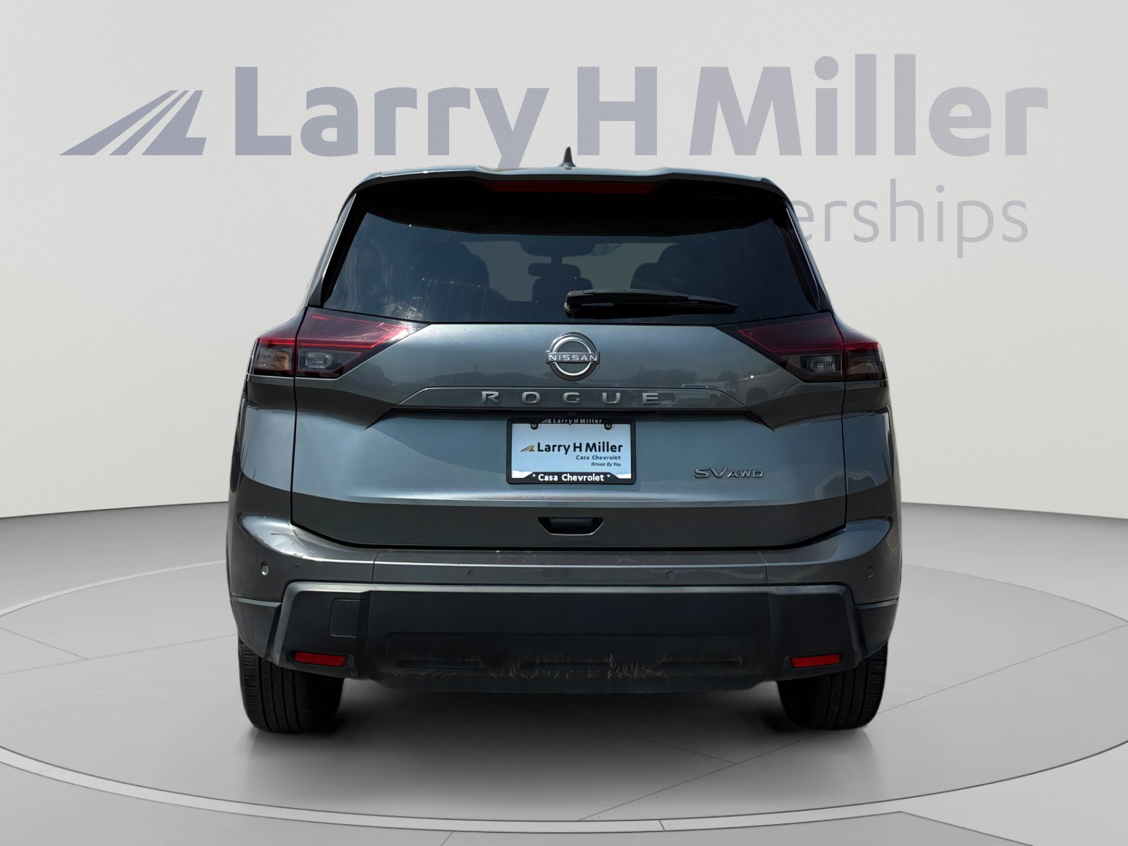 Used 2024 Nissan Rogue SV AWD/4WD image 4
