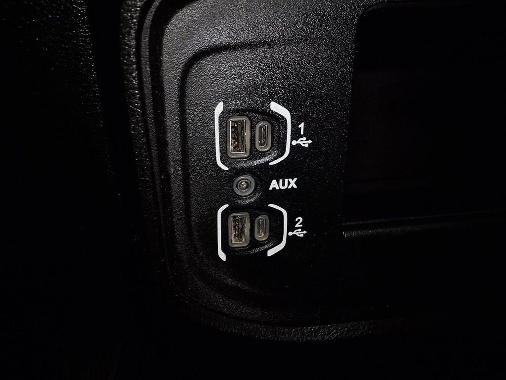 Used 2024 RAM 2500 Big Horn image 23