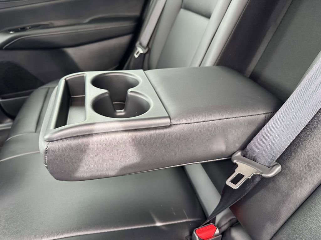 Certified 2025 Nissan Murano SV AWD/4WD image 11