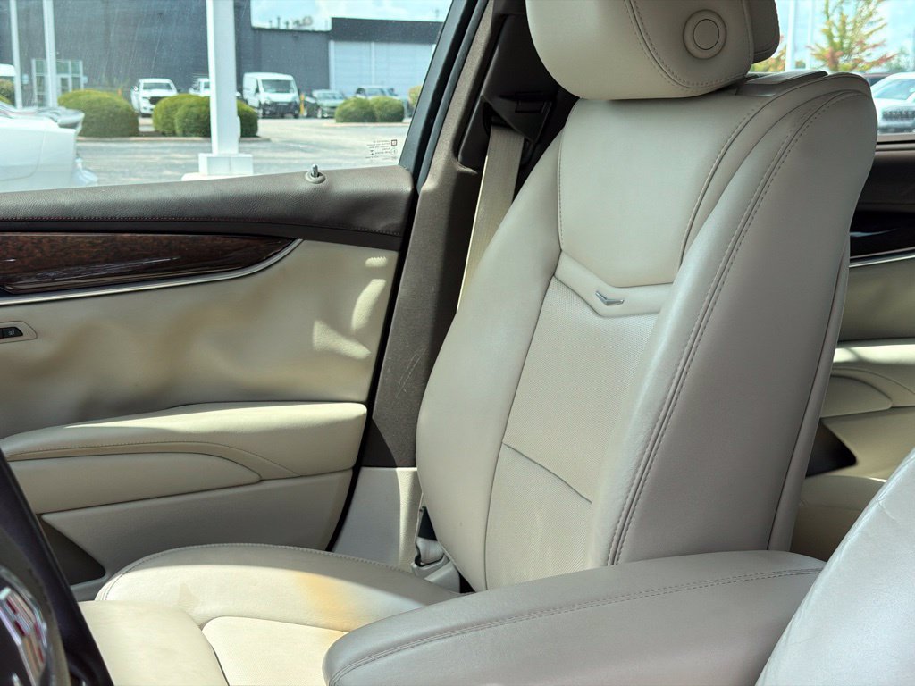 Used 2014 Cadillac XTS Premium FWD image 14