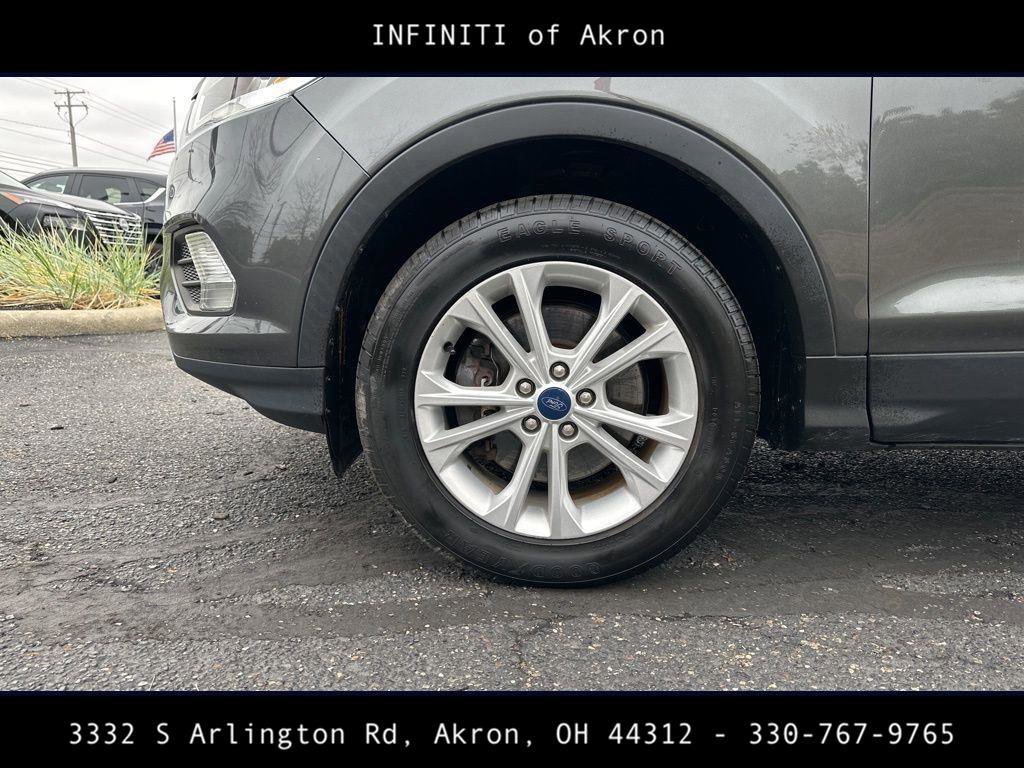 Used 2019 Ford Escape SEL image 19