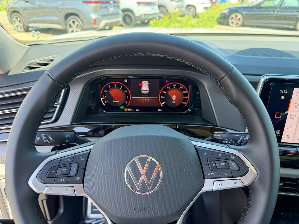 New 2026 Volkswagen Atlas Peak Edition AWD/4WD image 16