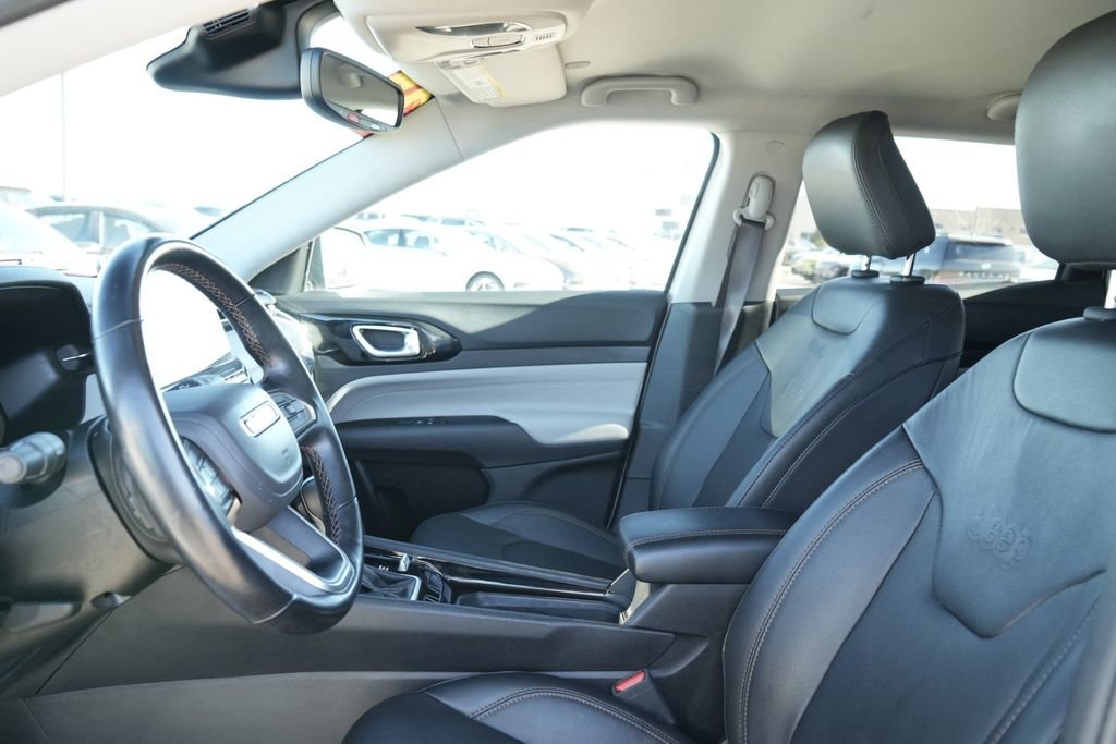 Used 2022 Jeep Compass Limited image 25