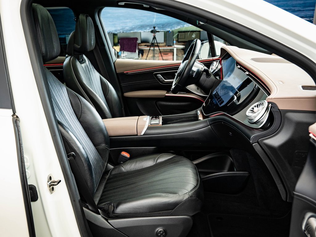 Certified 2023 Mercedes-Benz EQS 580 4MATIC SUV image 22