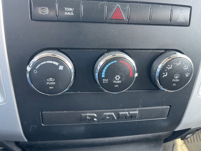 Used 2011 RAM 2500 SLT image 20