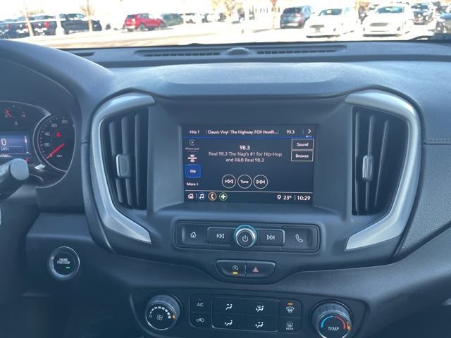 Used 2024 GMC Terrain SLE image 20