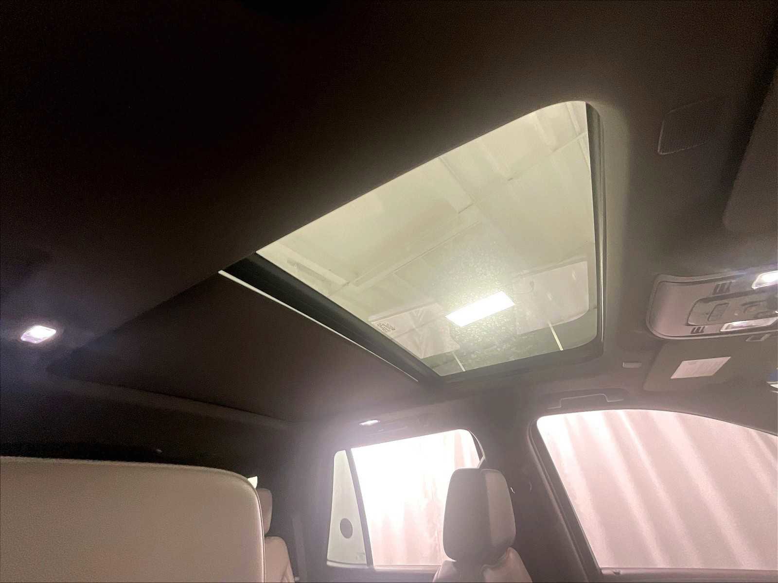 Used 2021 Chevrolet Tahoe LT w/ LT Signature Package image 23