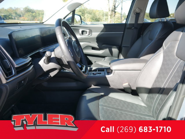 Used 2025 Kia Sorento S w/ Panoramic Sunroof Package AWD/4WD image 31
