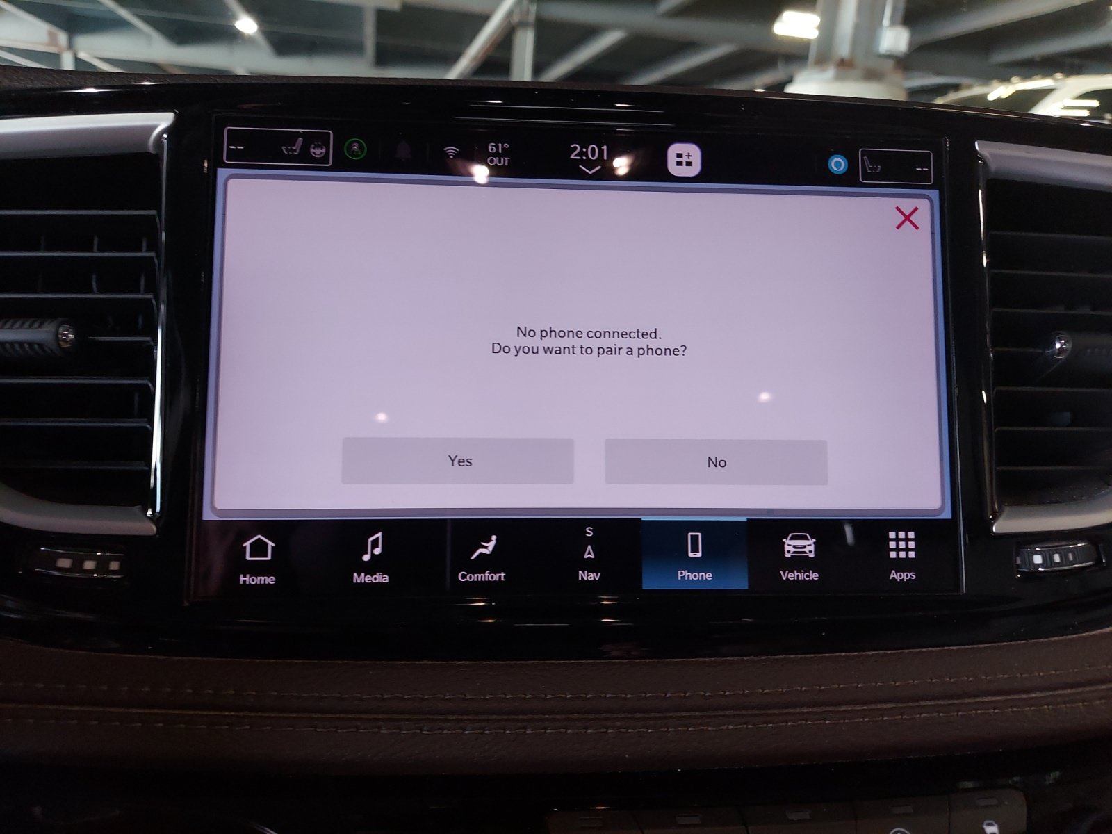 Used 2021 Chrysler Pacifica Touring-L w/ Uconnect Theater Family Group FWD image 16