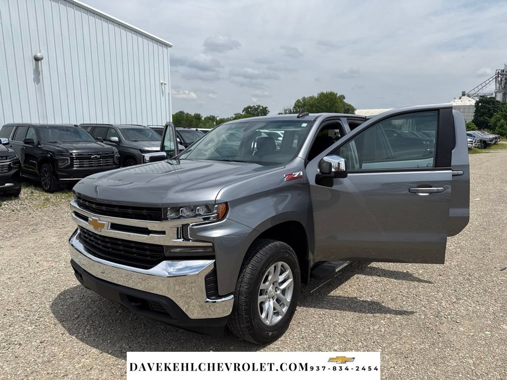 Used 2021 Chevrolet Silverado 1500 LT AWD/4WD image 25