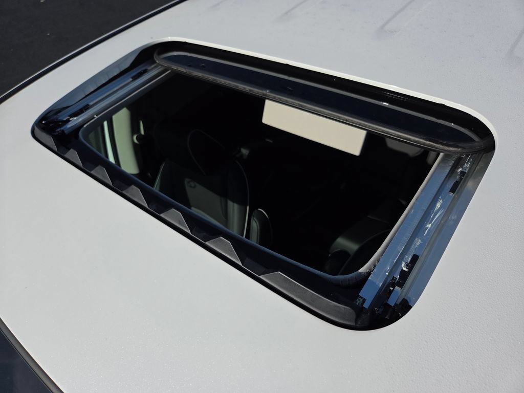 New 2026 Honda Odyssey Touring image 3