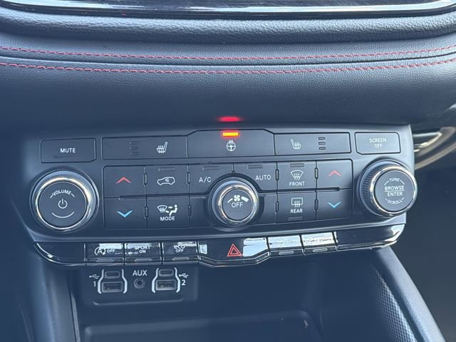 Used 2023 Dodge Durango GT image 7