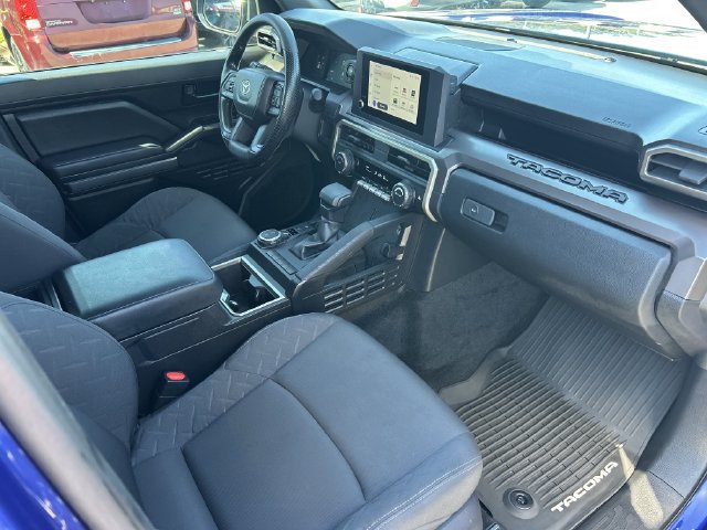 Used 2024 Toyota Tacoma SR5 AWD/4WD image 32