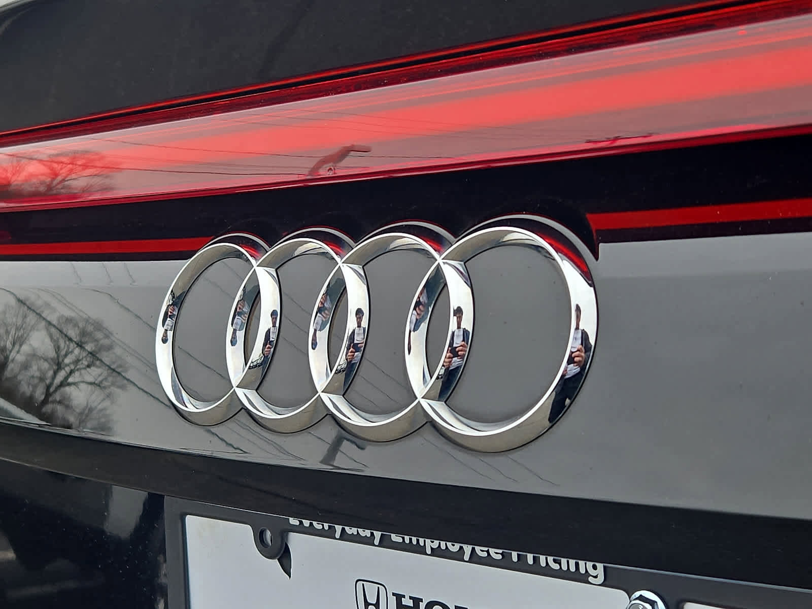 Used 2019 Audi Q8 Prestige image 28