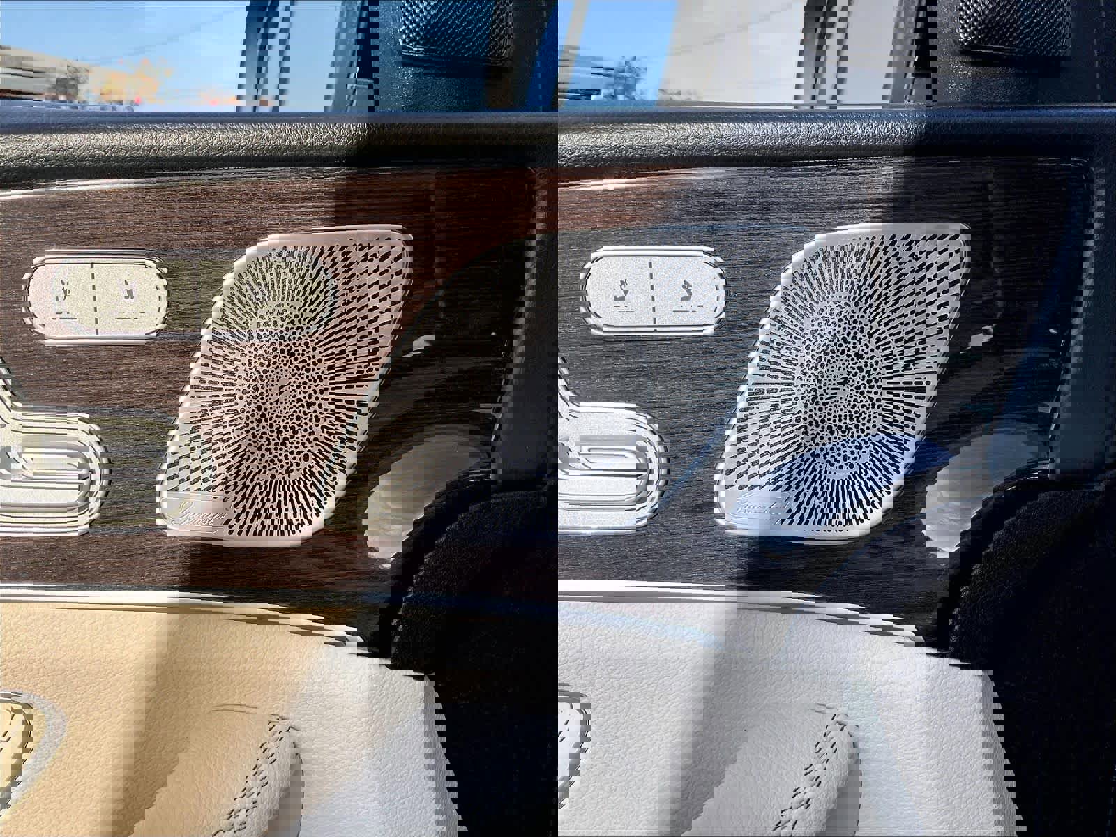 Used 2021 Mercedes-Benz GLE 350 4MATIC image 34