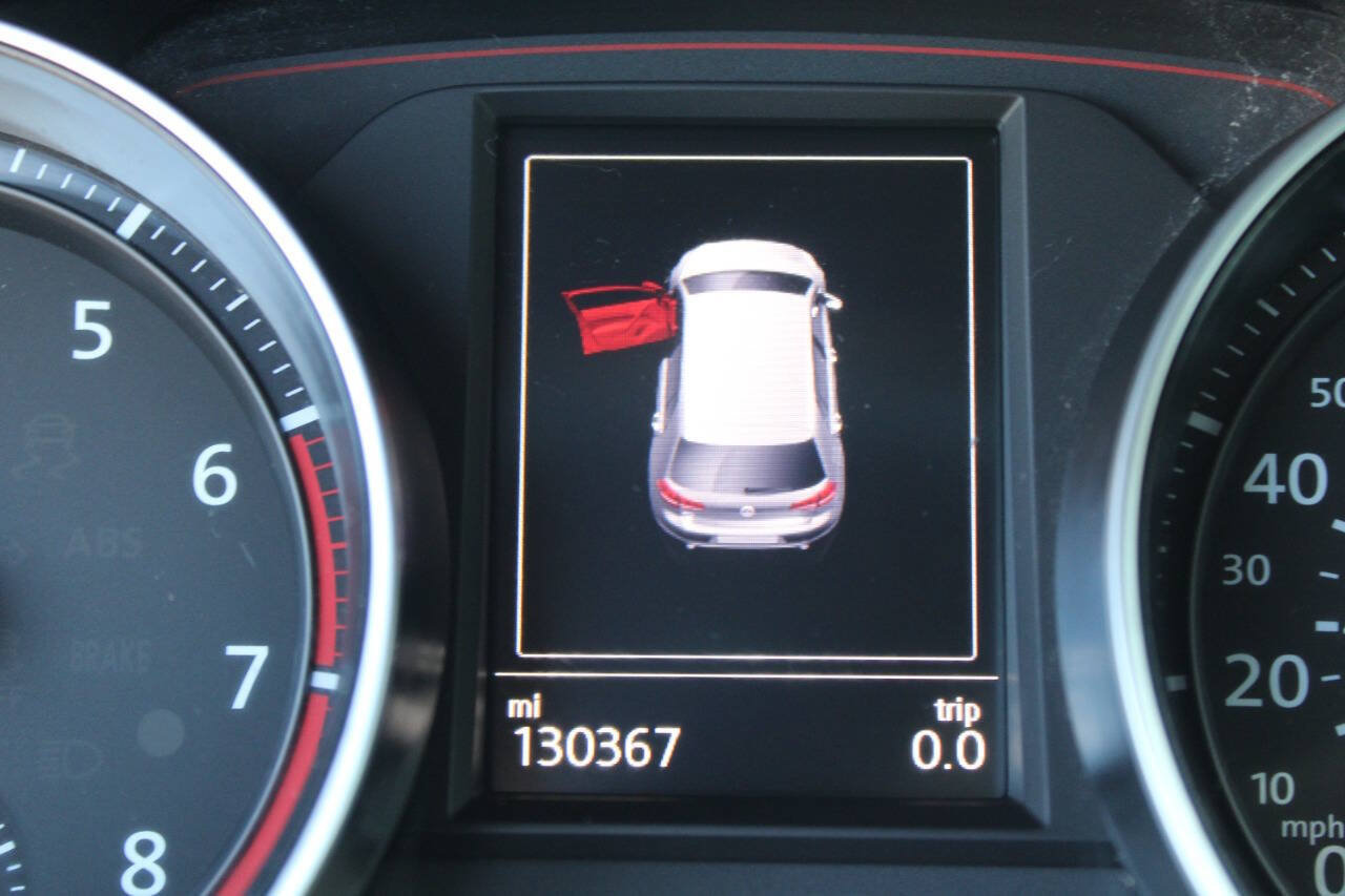 Used 2016 Volkswagen GTI S FWD image 22