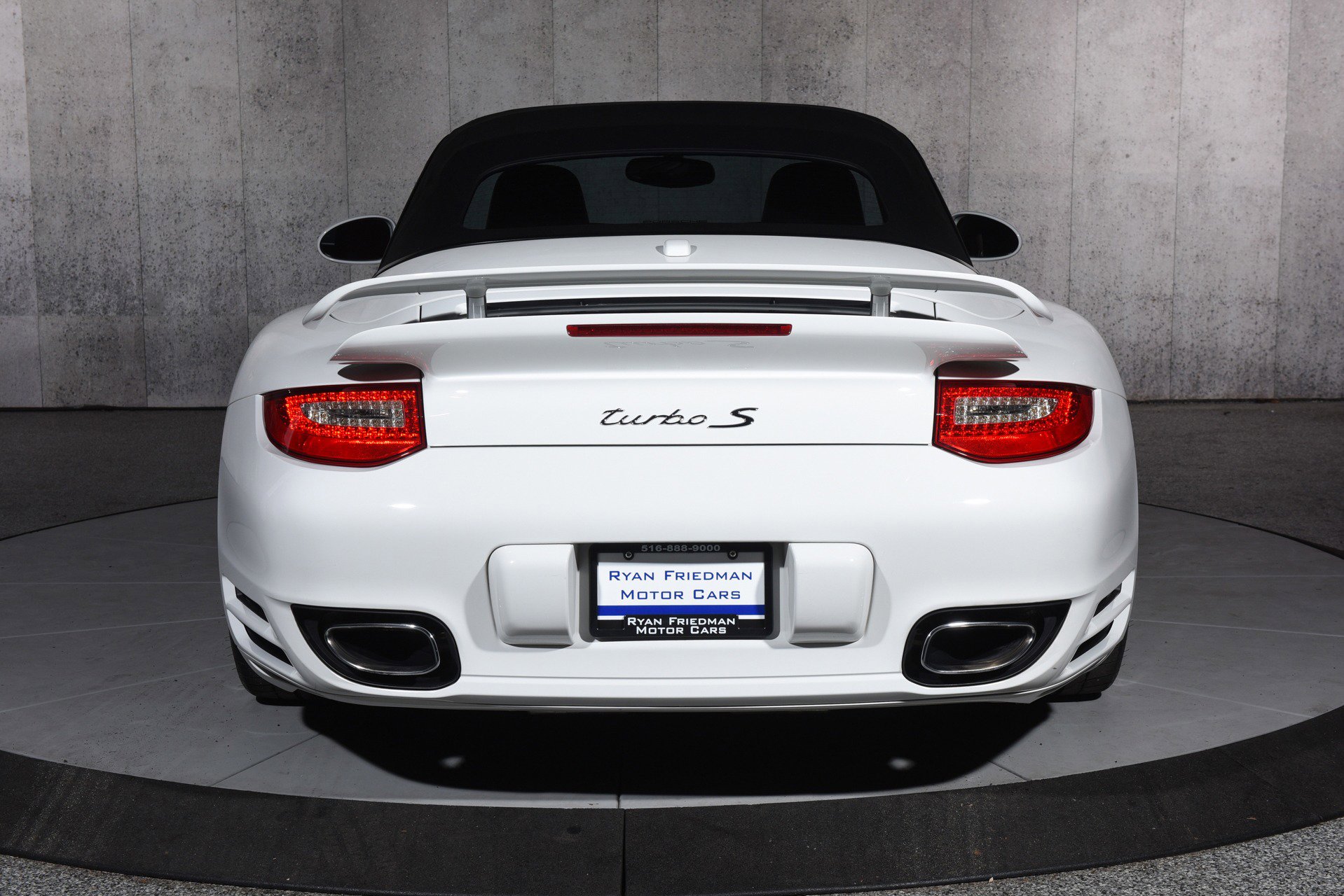 Used 2012 Porsche 911 Turbo S AWD/4WD image 32