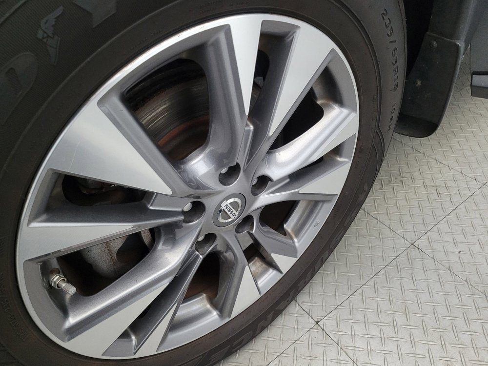 Used 2017 Nissan Murano S image 31