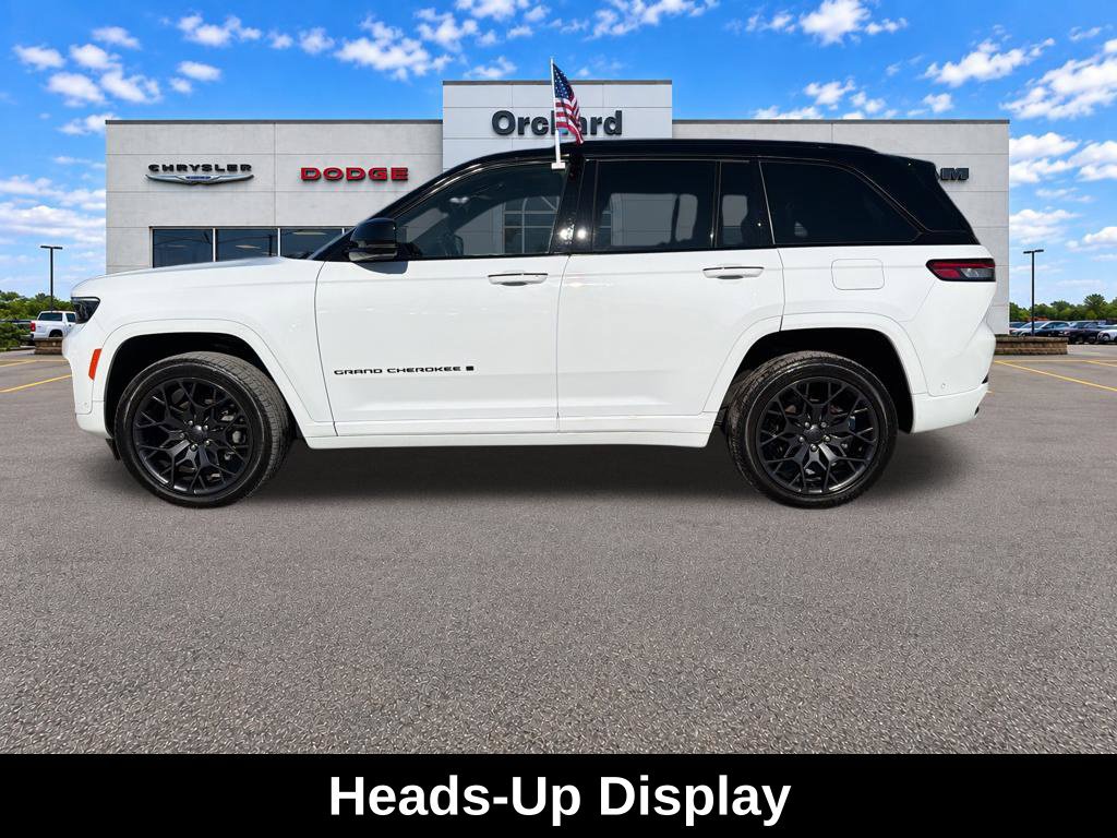 Used 2025 Jeep Grand Cherokee Summit AWD/4WD image 18