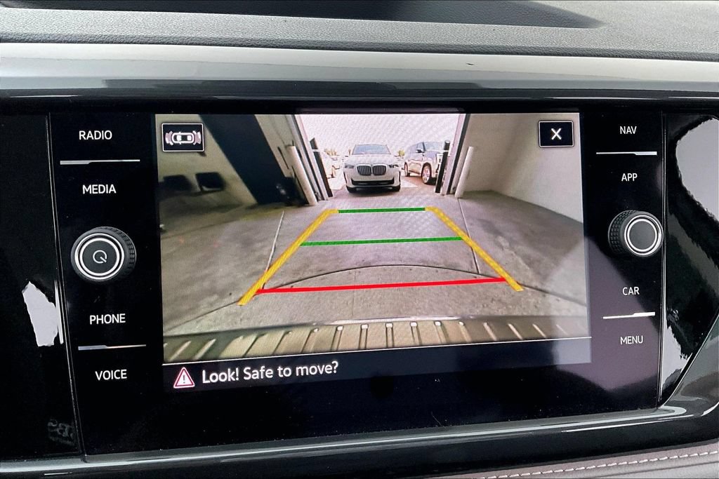 Used 2024 Volkswagen Taos SEL AWD/4WD image 28