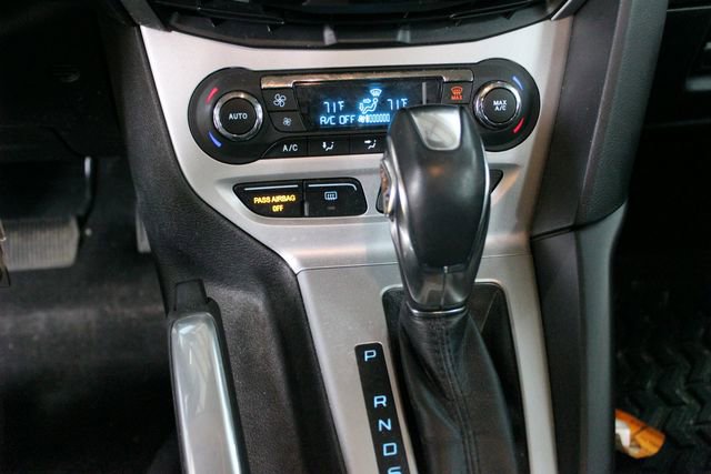 Used 2013 Ford Focus SE FWD image 21