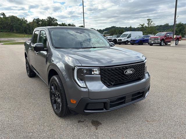 New 2025 Ford Maverick Lariat w/ Black Appearance Package image 6