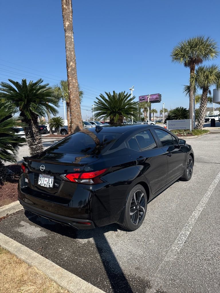 Used 2025 Nissan Versa SR w/ Trunk Package image 5