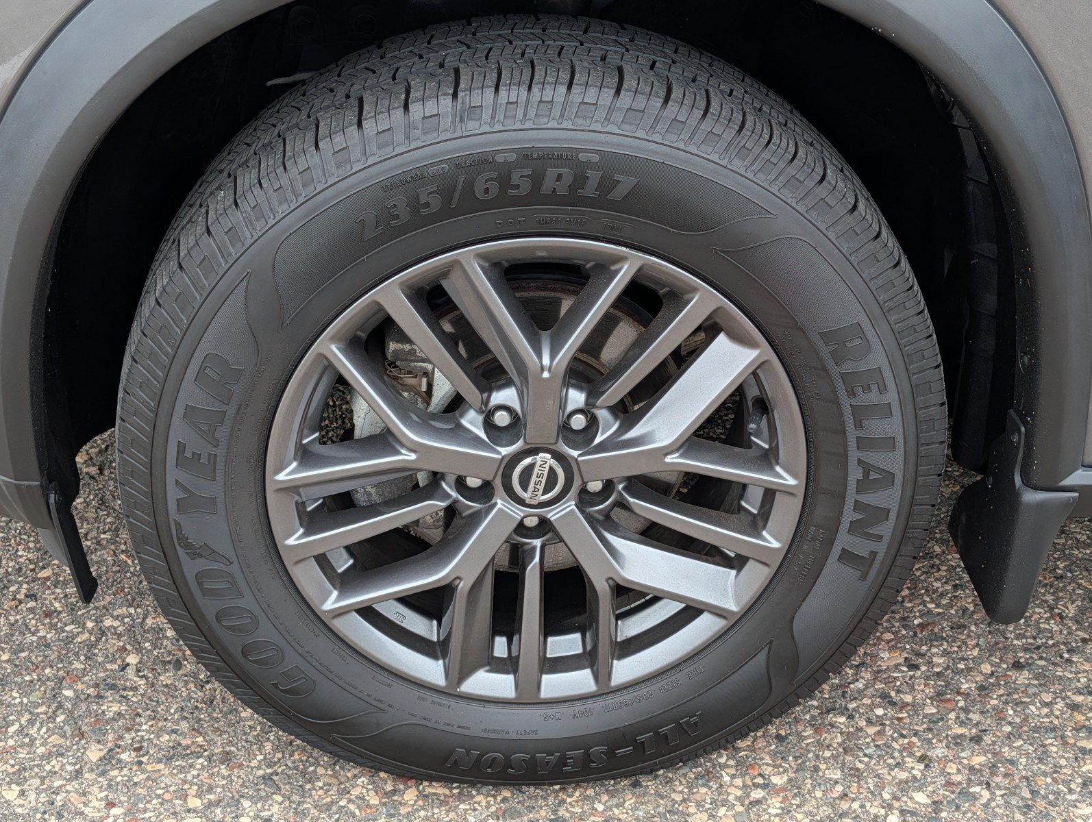 Used 2021 Nissan Rogue S AWD/4WD image 9