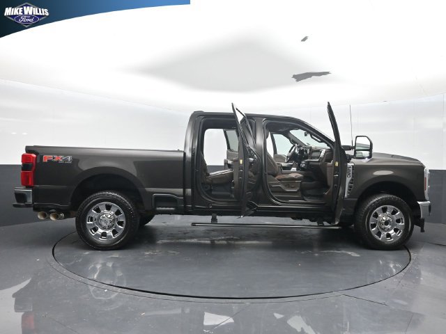 Certified 2024 Ford F250 King Ranch w/ Chrome Package AWD/4WD image 27