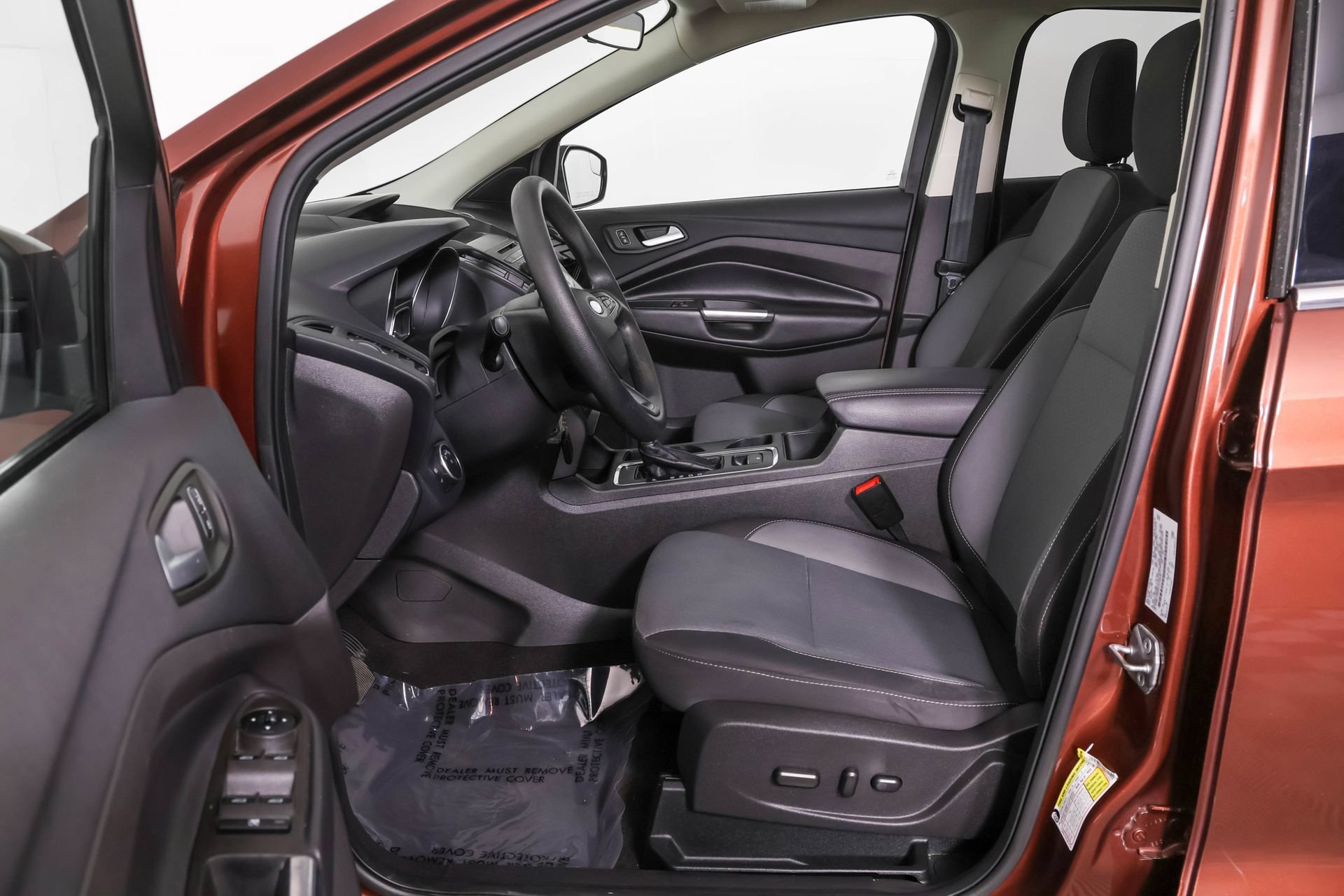 Used 2018 Ford Escape SE FWD image 7
