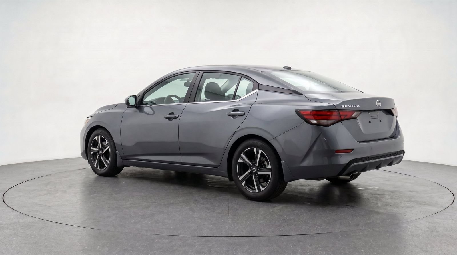 Used 2025 Nissan Sentra SV FWD image 9