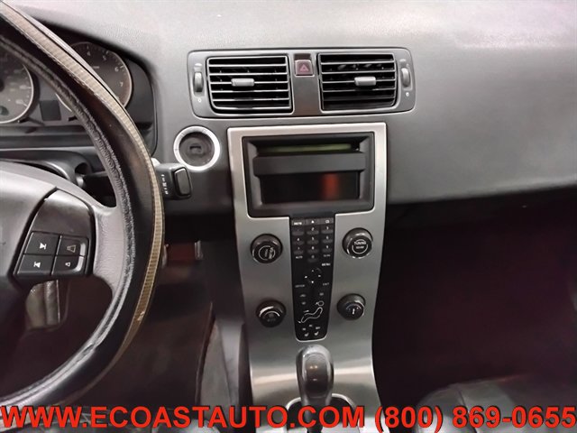 Used 2005 Volvo S40 T5 image 12