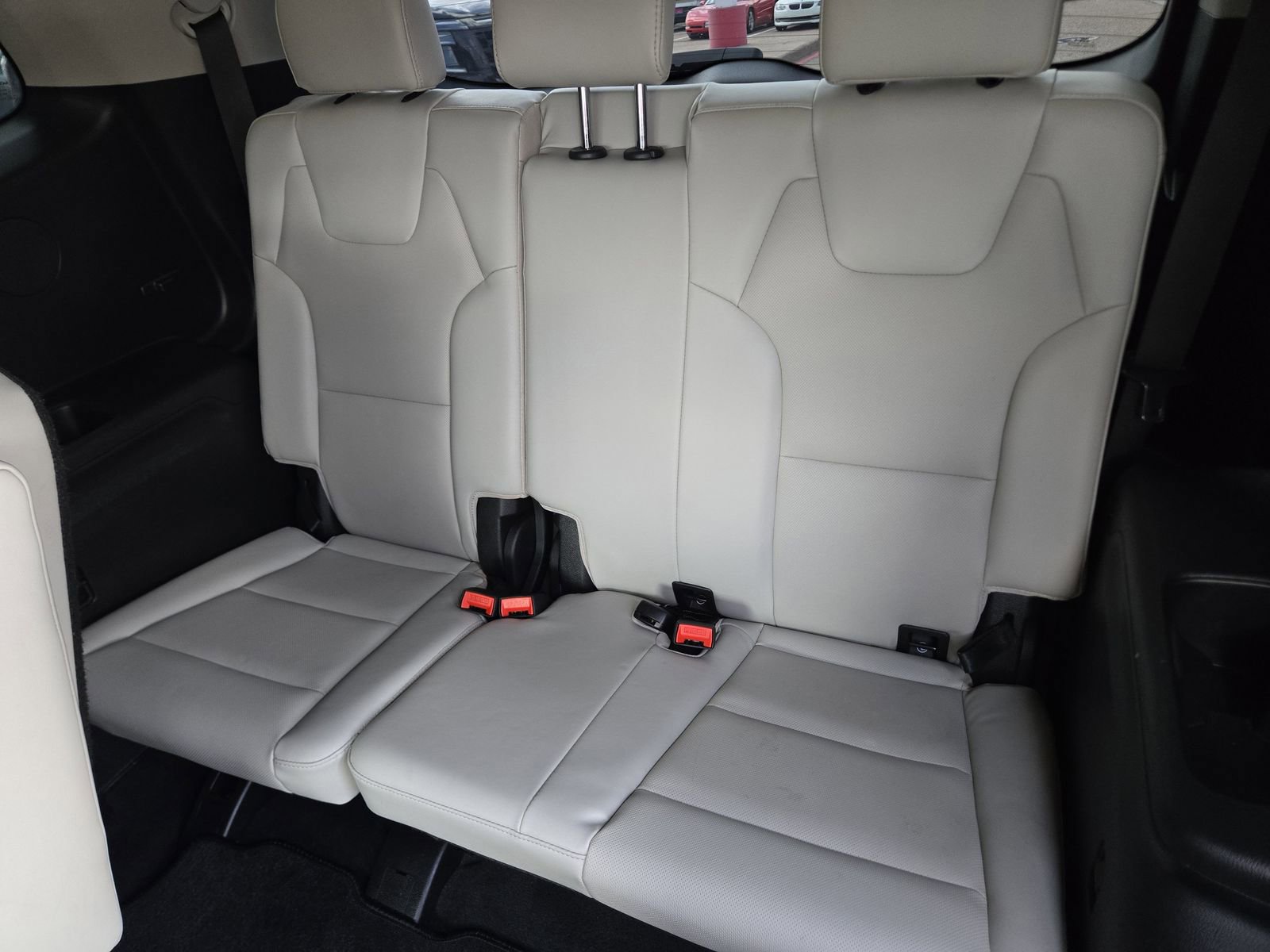 Used 2024 Kia Telluride S image 22