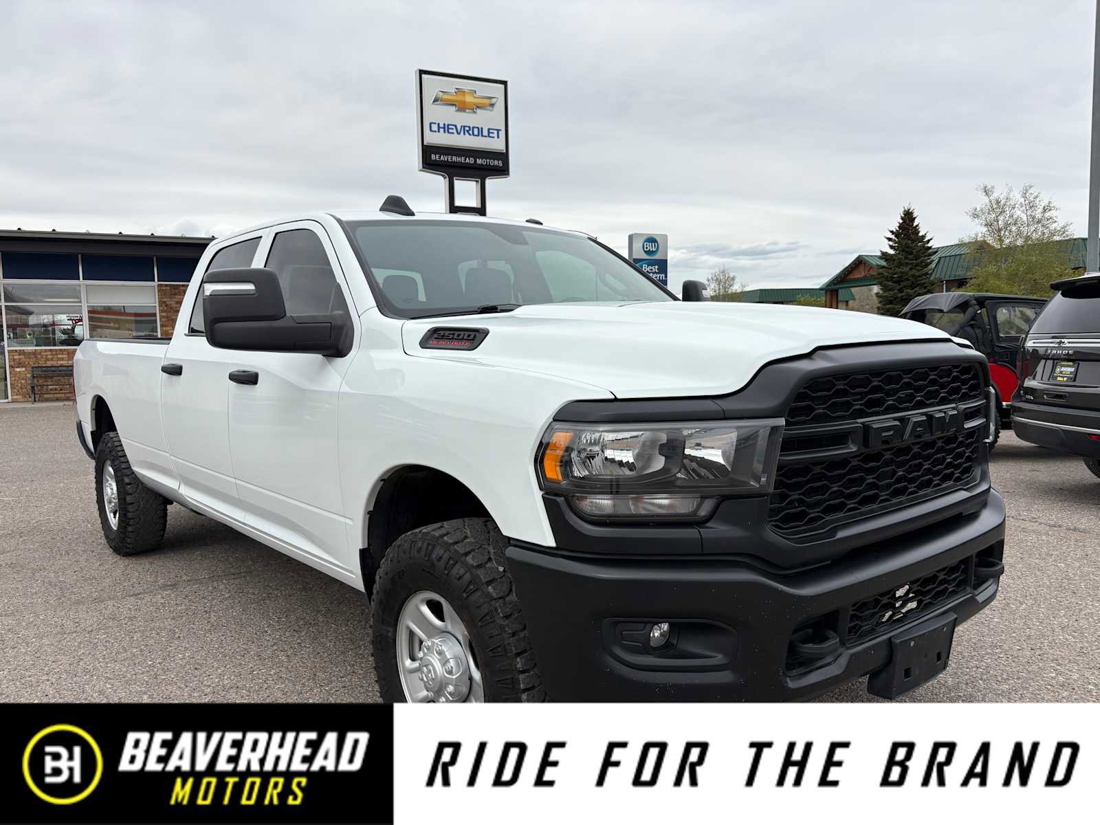 Used 2023 RAM 2500 Tradesman AWD/4WD image 1