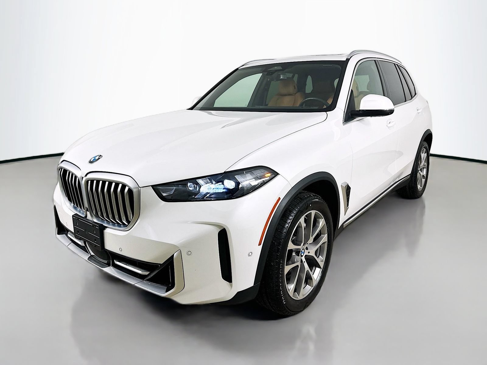 Used 2024 BMW X5 xDrive40i w/ Parking Assistance Package